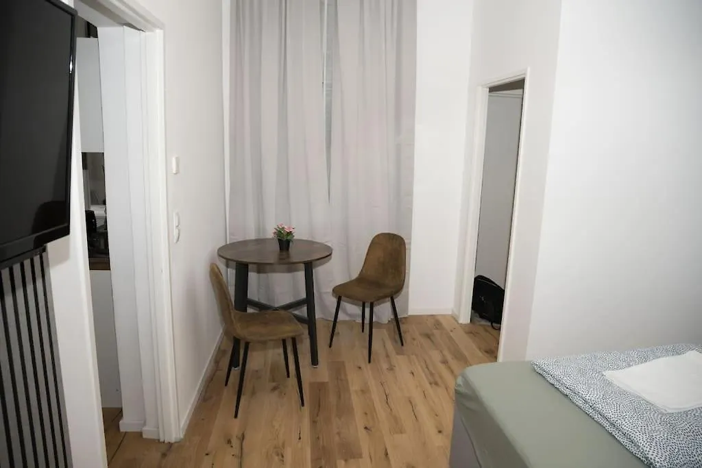 Rrooms Smart Appartement Vienna Austria